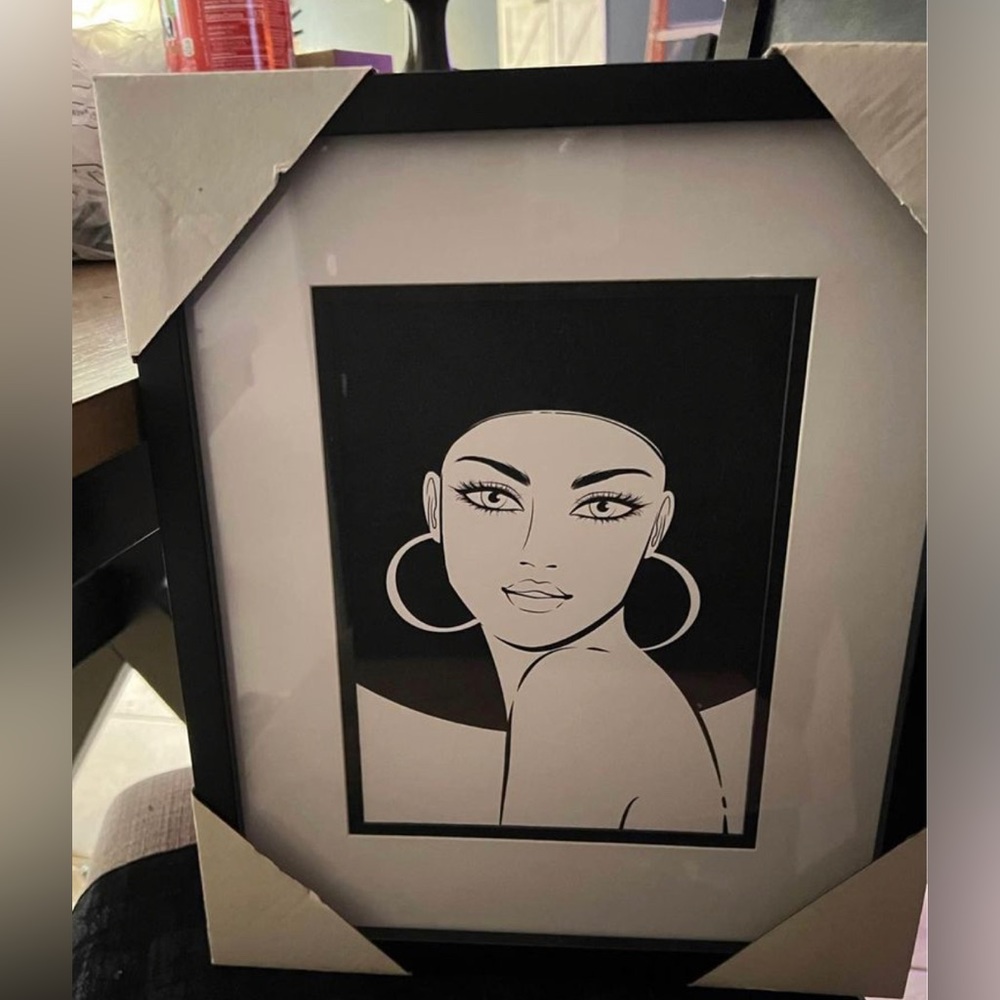 Fashion Wall Art - Lady with Large Hat